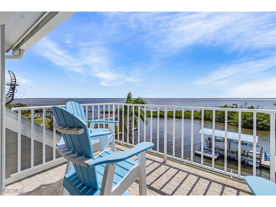 3681 San Carlos Drive Saint James City FL 33956 2025013404 image28