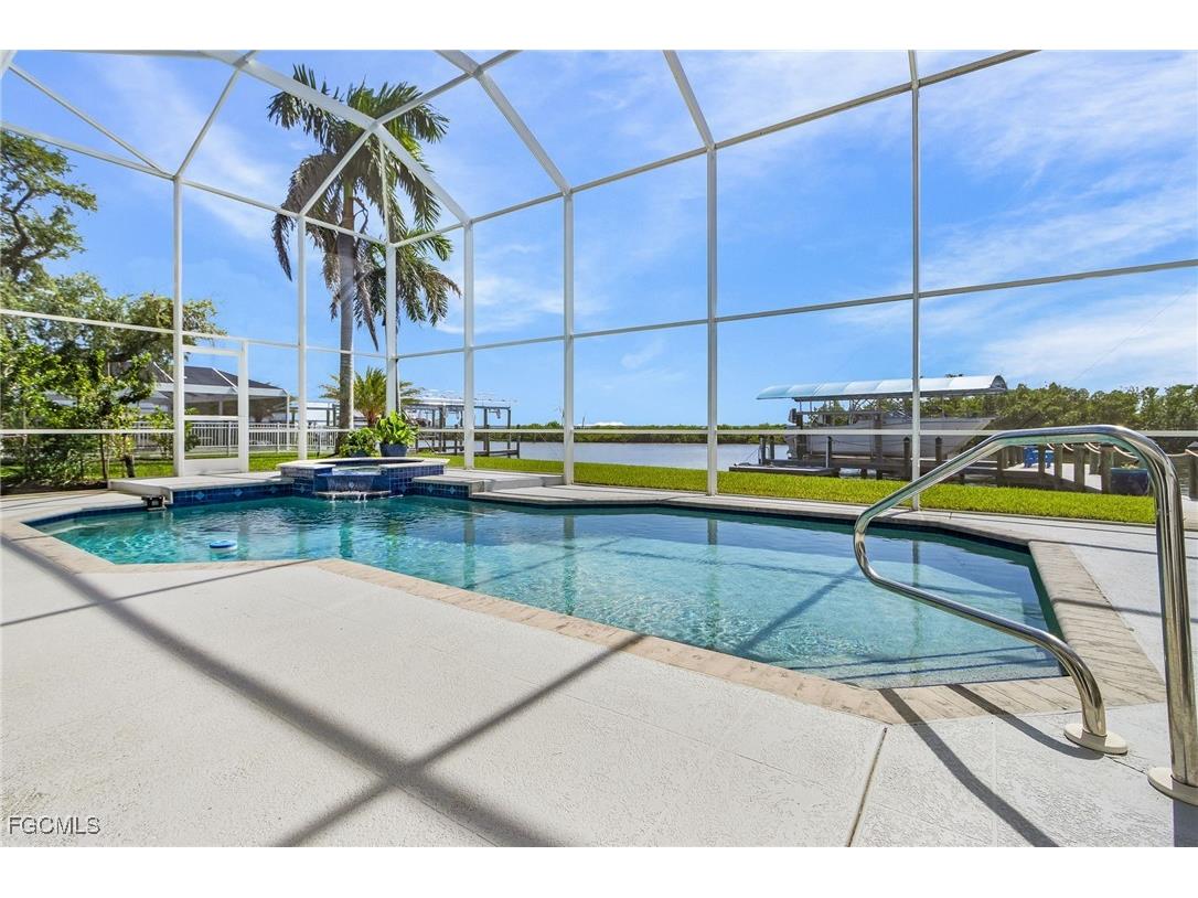 3681 San Carlos Drive Saint James City FL 33956 2025013404 image37