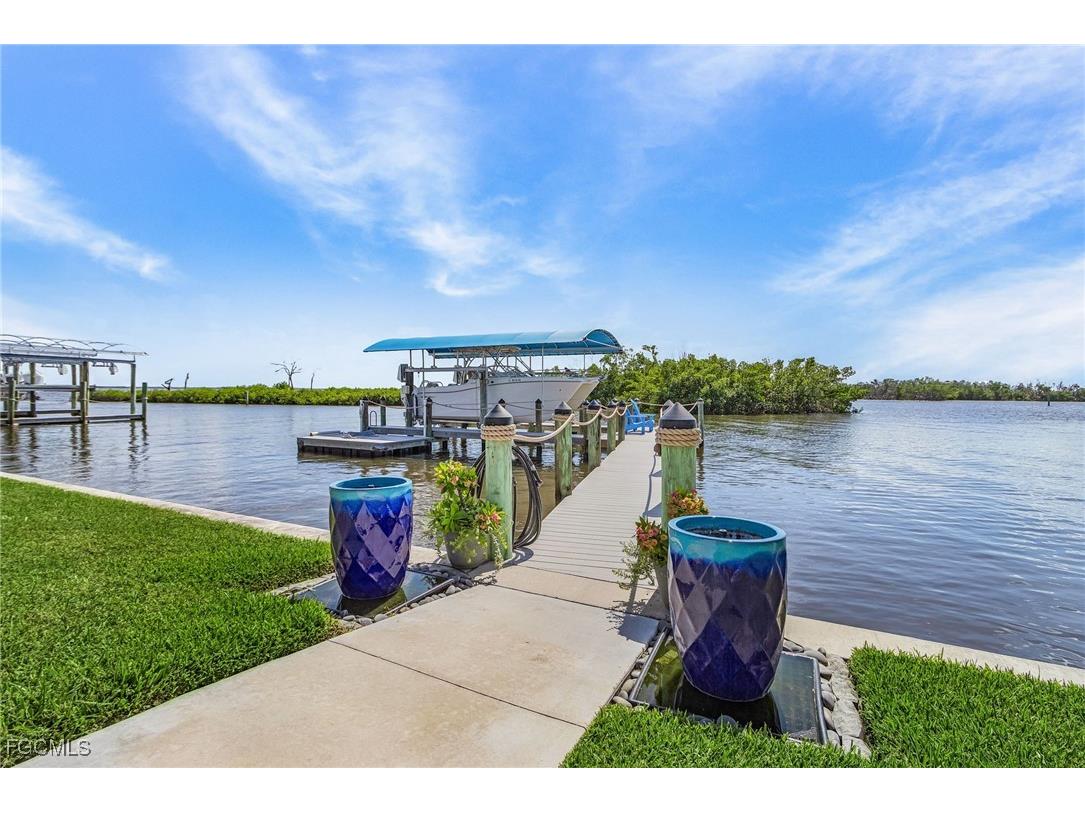 3681 San Carlos Drive Saint James City FL 33956 2025013404 image40