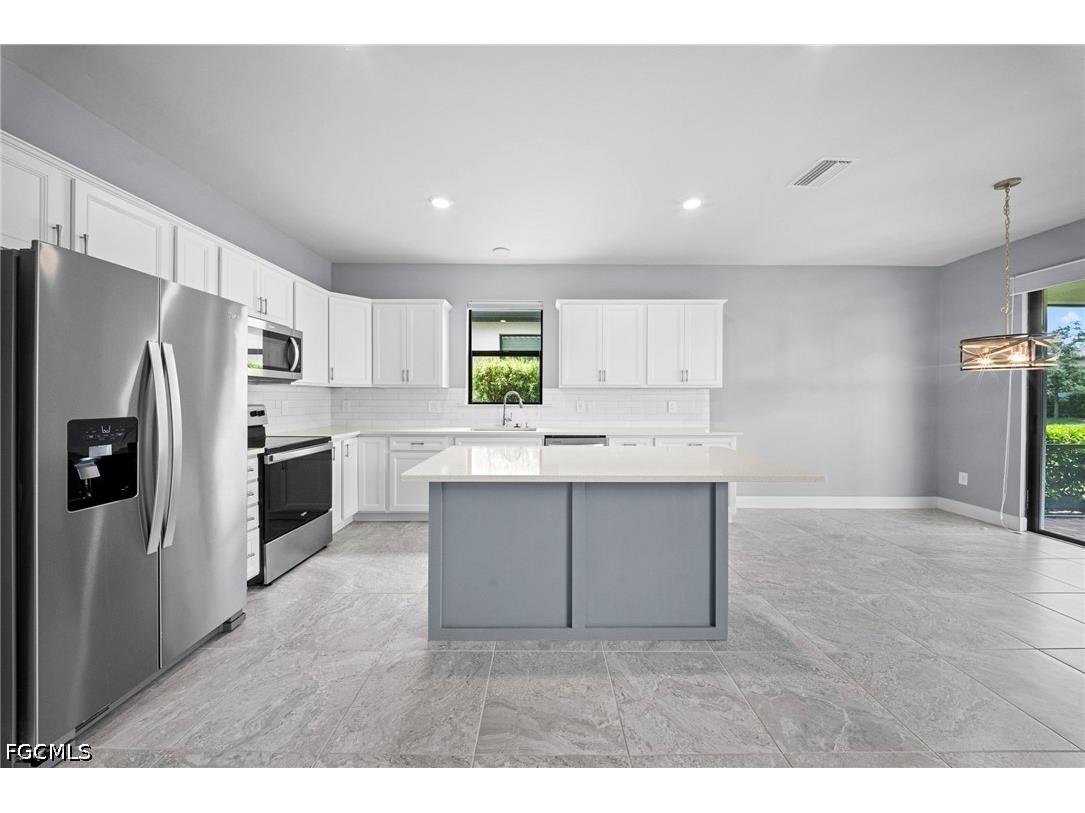 3685 E Hampton Circle Alva FL 33920 2026025295 image13