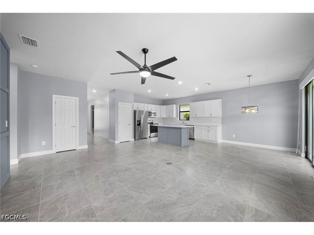 3685 E Hampton Circle Alva FL 33920 2026025295 image19