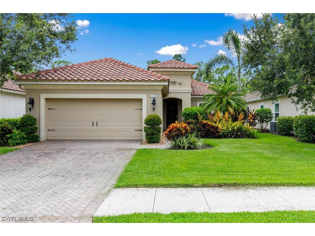 3687 Canopy Circle Naples FL 34120 223051333 image1