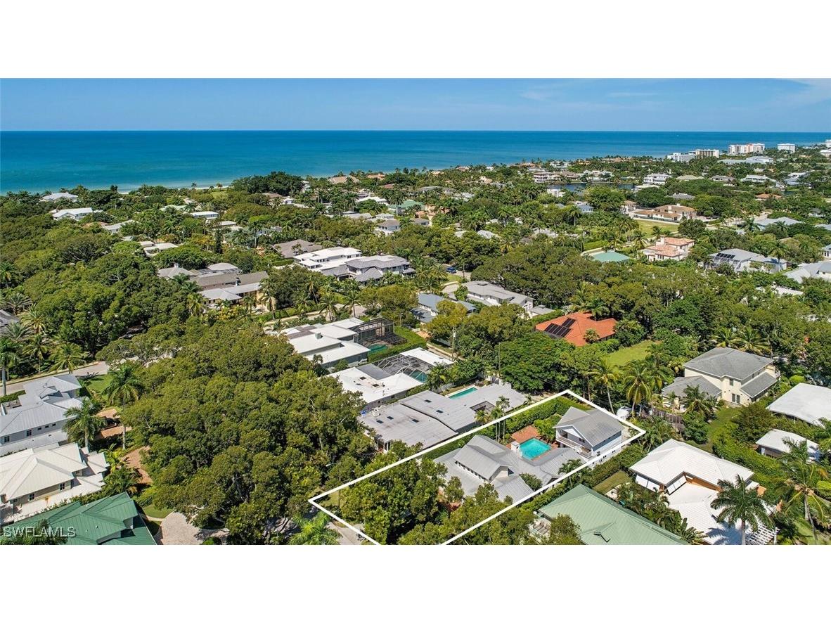 369 2nd Avenue N Naples FL 34102 225060347 image23