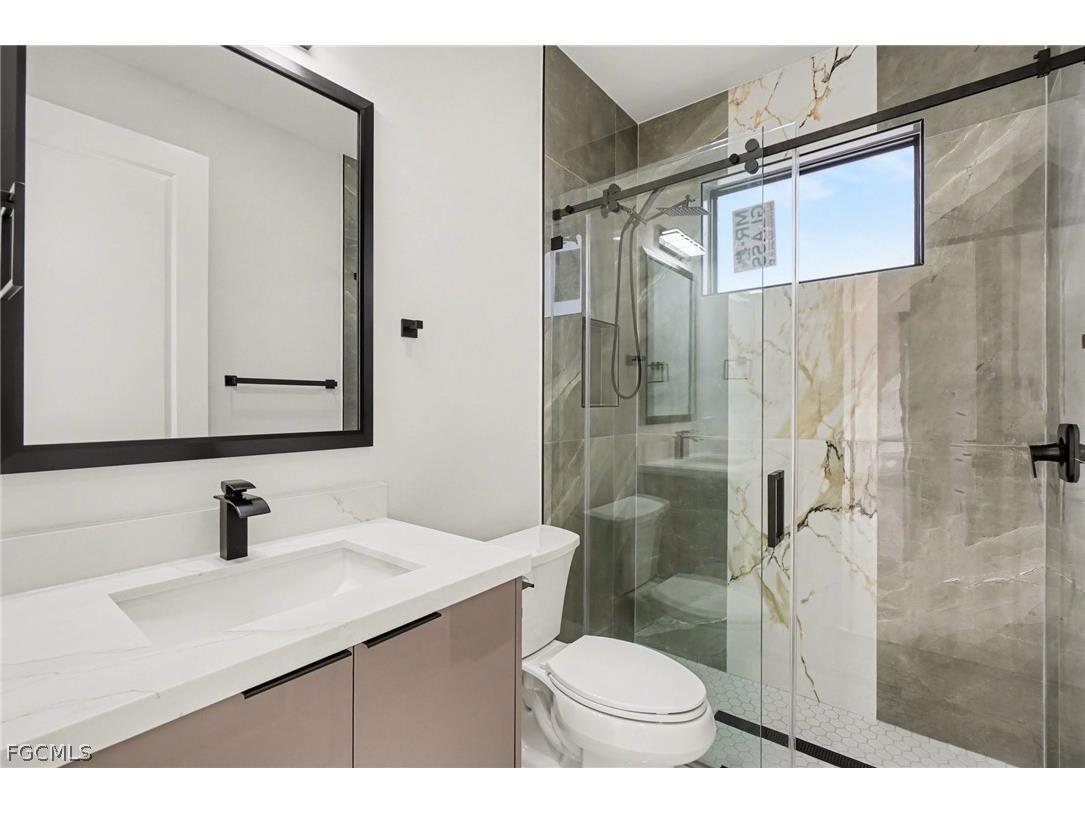 369 Woodburn Drive Lehigh Acres FL 33972 2026007295 image12