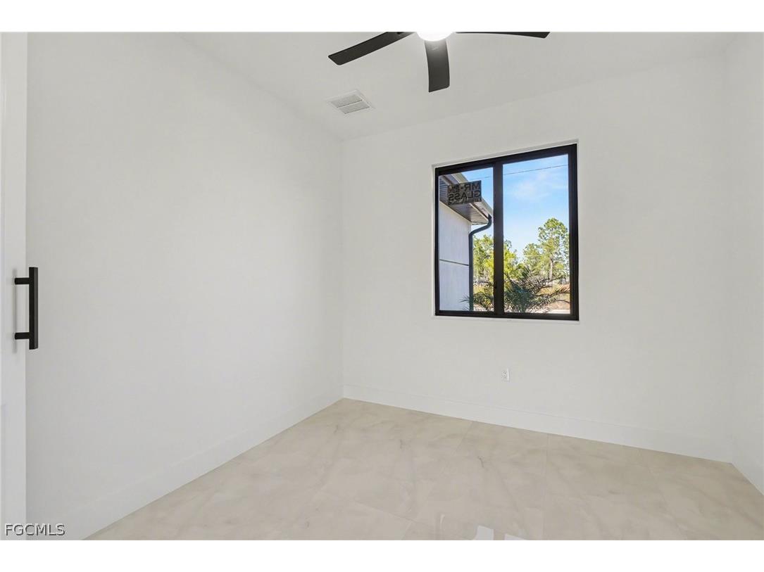 369 Woodburn Drive Lehigh Acres FL 33972 2026007295 image23