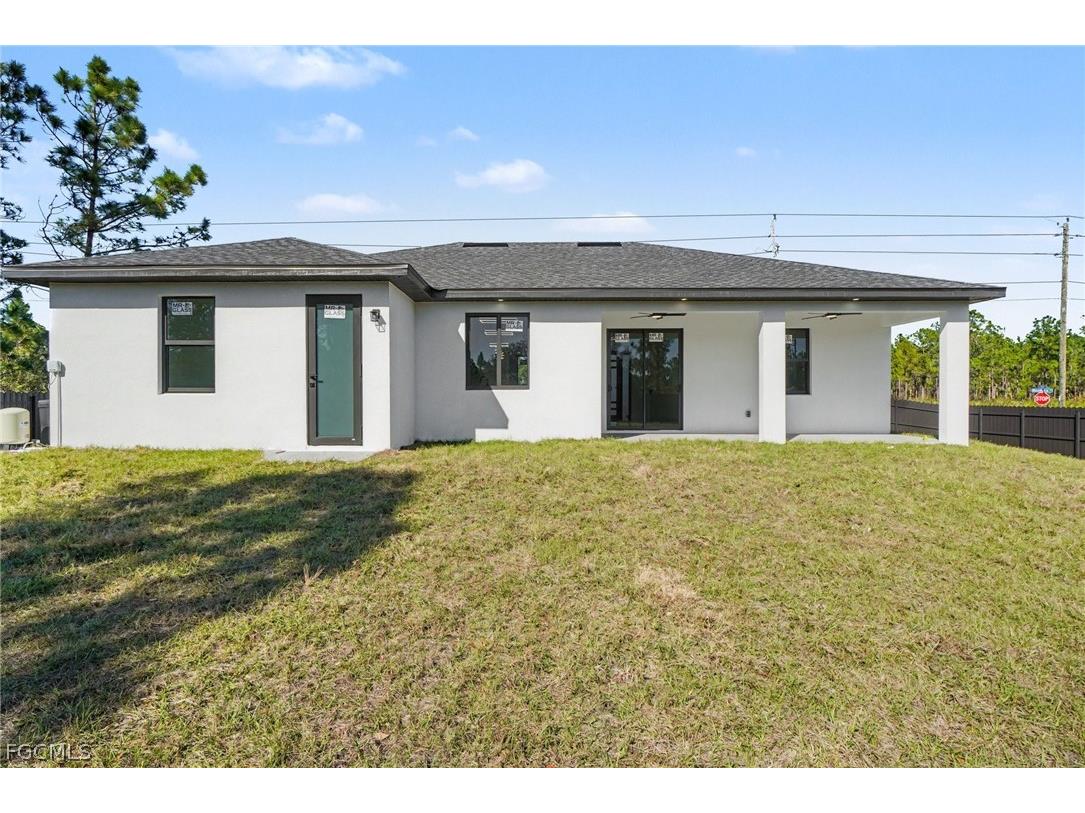 369 Woodburn Drive Lehigh Acres FL 33972 2026007295 image25