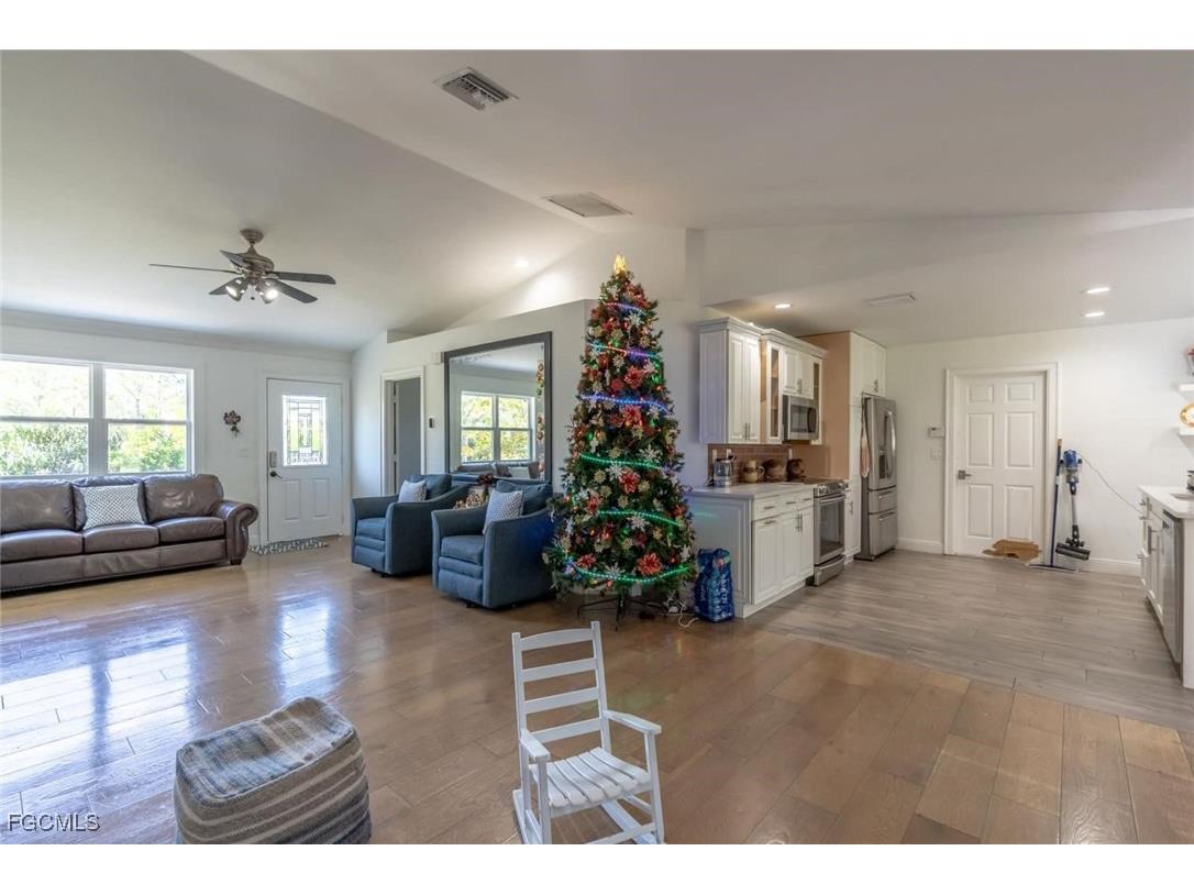 3690 31st Avenue NE Naples FL 34120 2025021774 image10