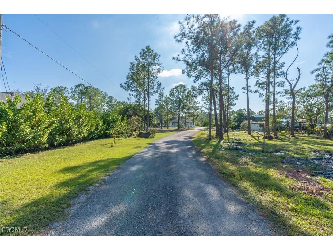 3690 31st Avenue NE Naples FL 34120 2025021774 image5