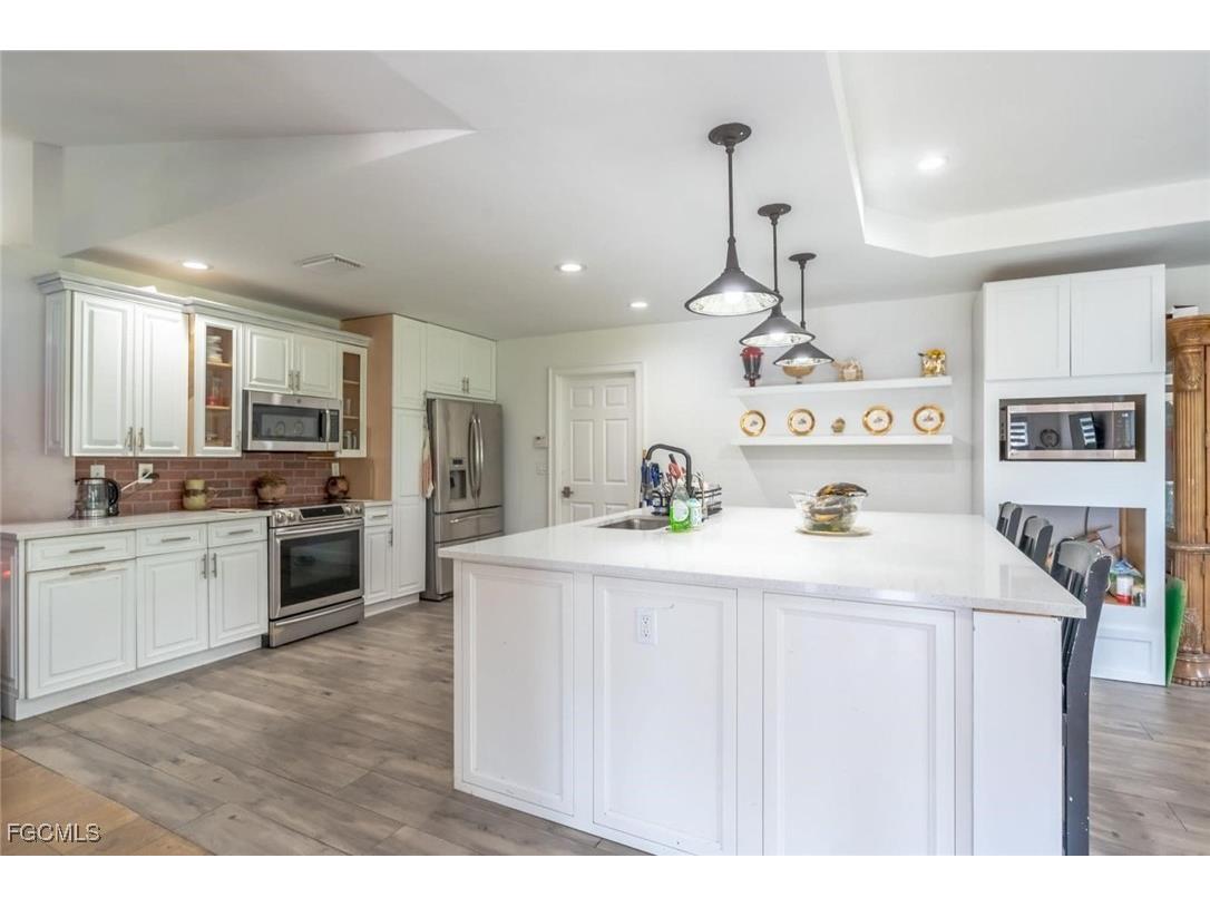 3690 31st Avenue NE Naples FL 34120 2025021774 image8