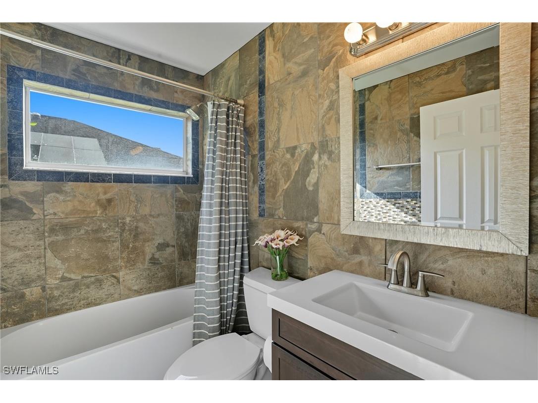 3690 Bali Lane Estero FL 33928 225072755 image22