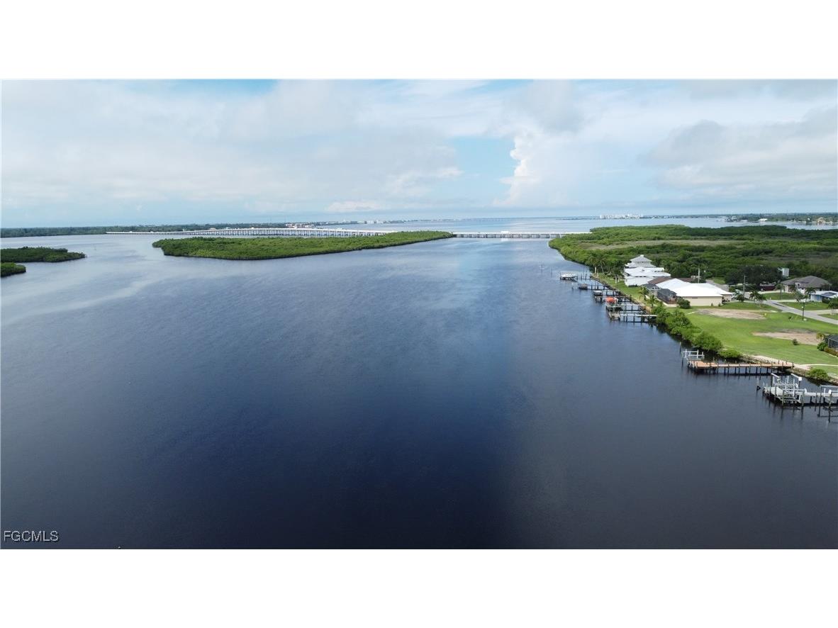 3690 Peace River Drive Punta Gorda FL 33983 2025009391 image12