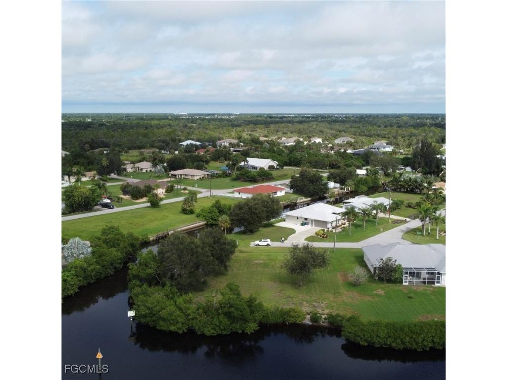 3690 Peace River Drive Punta Gorda FL 33983 2025009391 image5