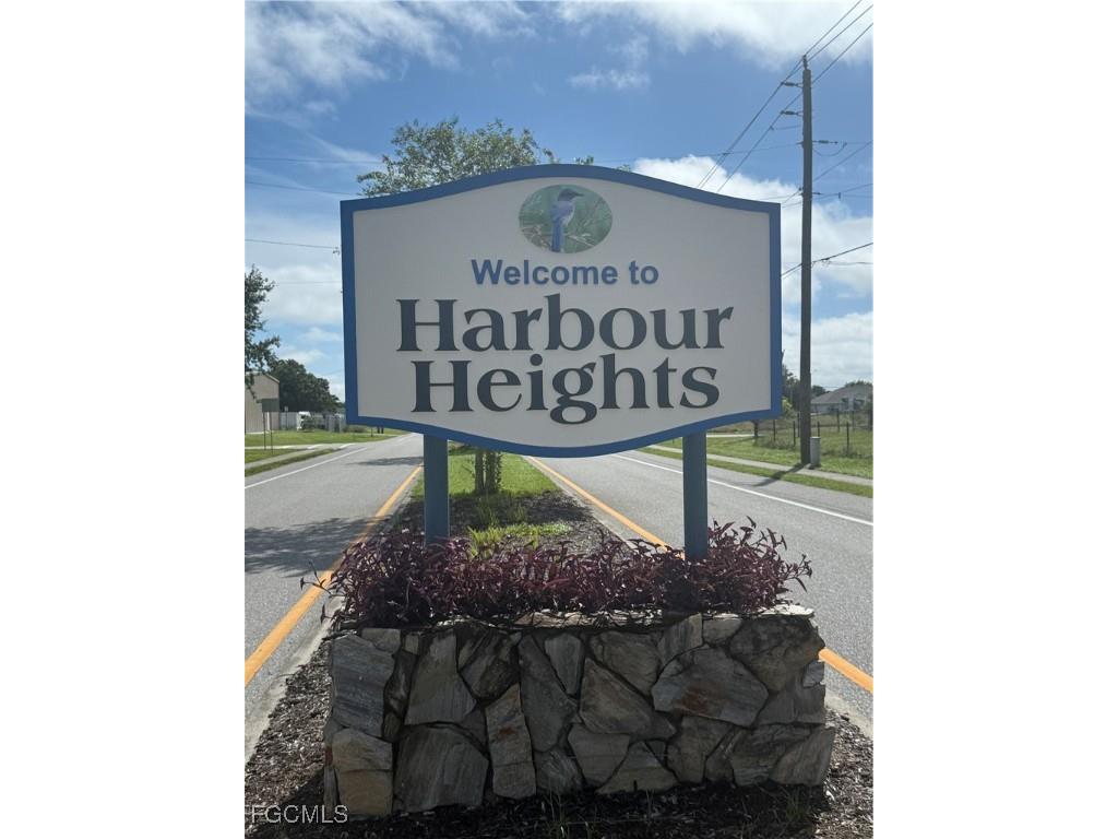 3690 Peace River Drive Punta Gorda FL 33983 2025009391 image8