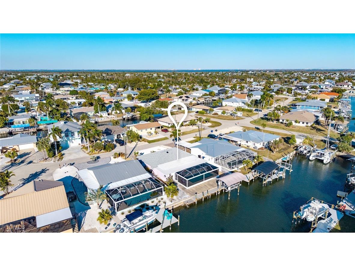 3693 Ruby Avenue Saint James City FL 33956 2026005802 image29