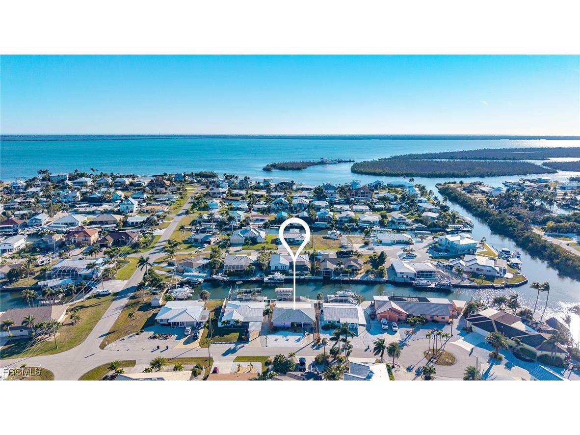 3693 Ruby Avenue Saint James City FL 33956 2026005802 image3