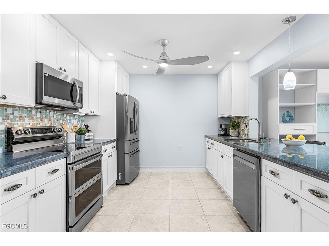 3693 Ruby Avenue Saint James City FL 33956 2026005802 image6