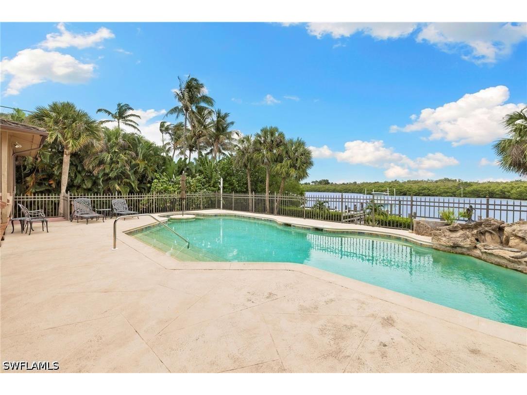 3695 Gordon Drive Naples FL 34102 226022363 image30