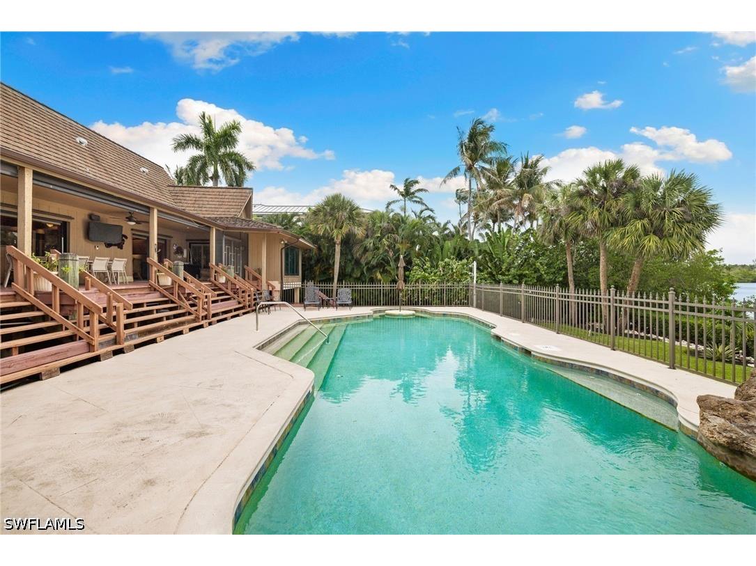 3695 Gordon Drive Naples FL 34102 226022363 image31