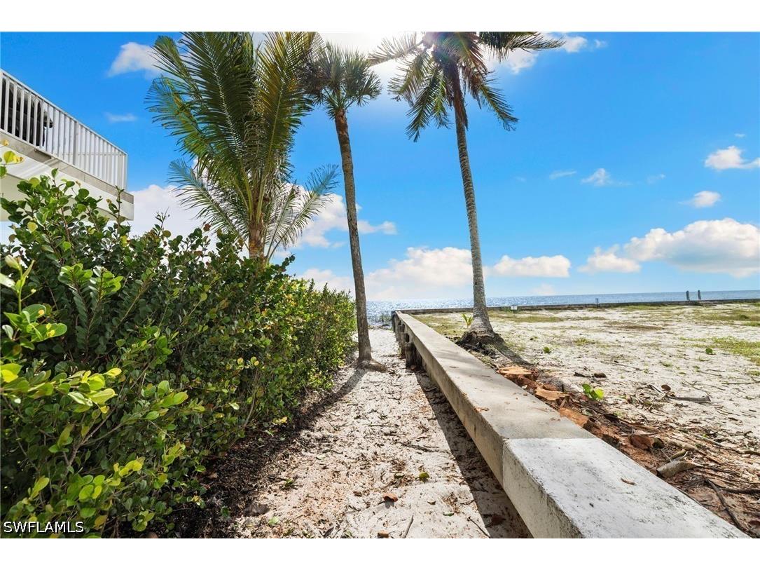 3695 Gordon Drive Naples FL 34102 226022363 image47