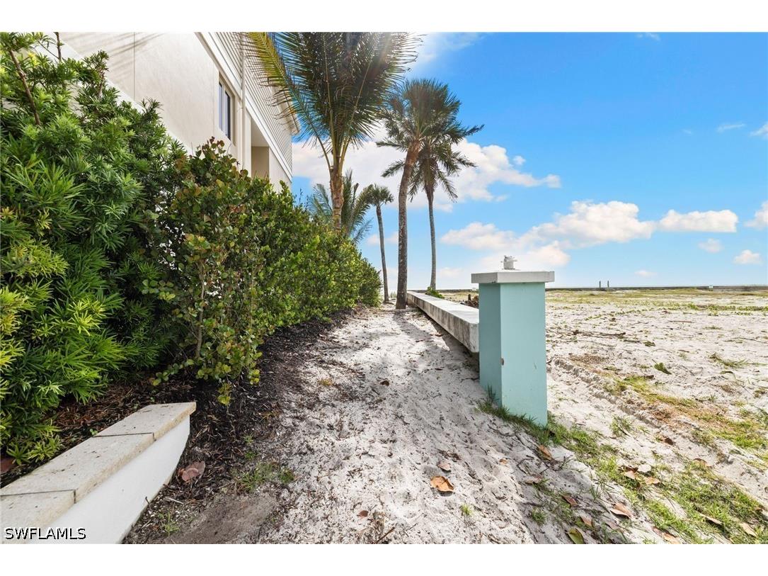3695 Gordon Drive Naples FL 34102 226022363 image48