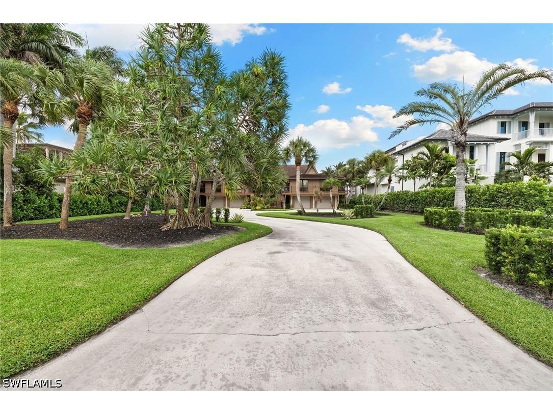 3695 Gordon Drive Naples FL 34102 226022363 image8