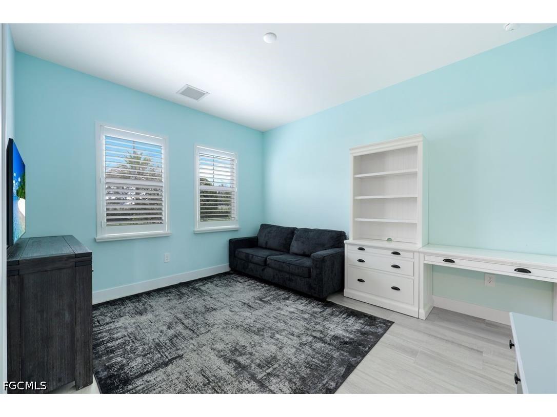 3697 Sapphire Cove Circle Naples FL 34114 2026019304 image20