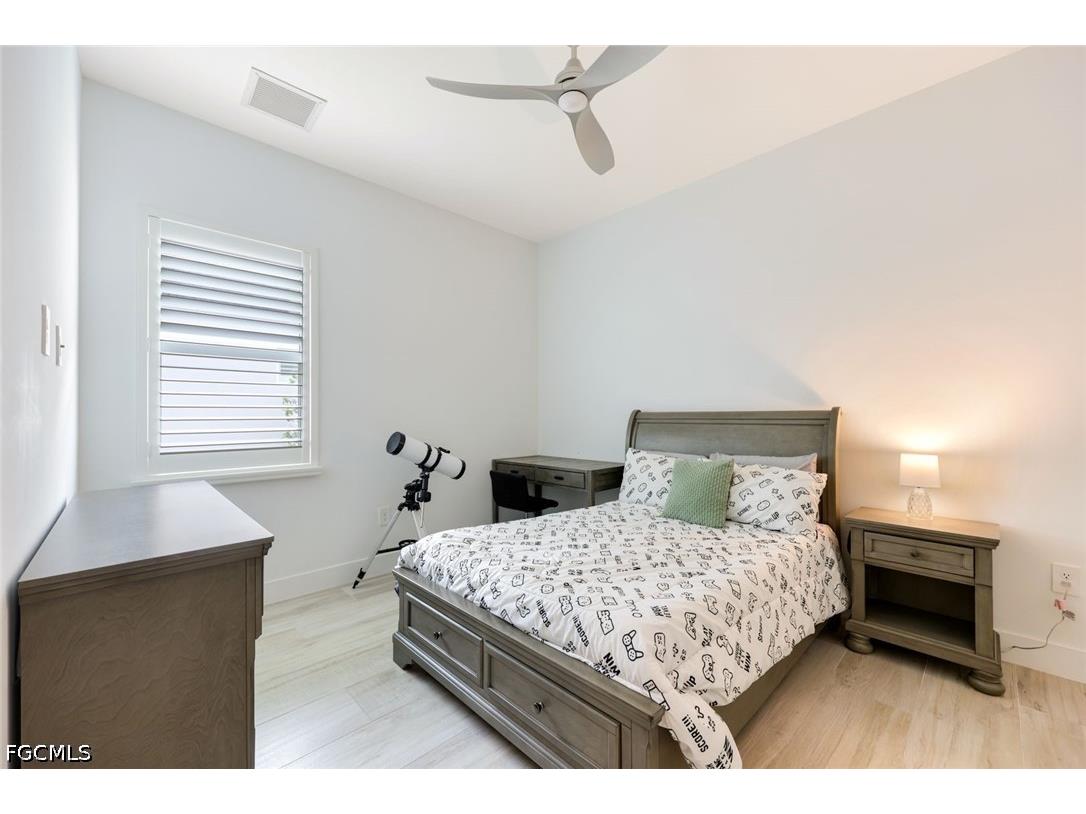 3697 Sapphire Cove Circle Naples FL 34114 2026019304 image22
