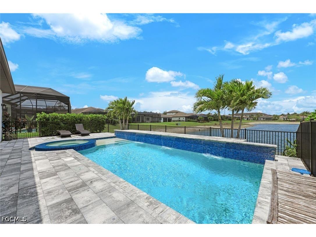 3697 Sapphire Cove Circle Naples FL 34114 2026019304 image36