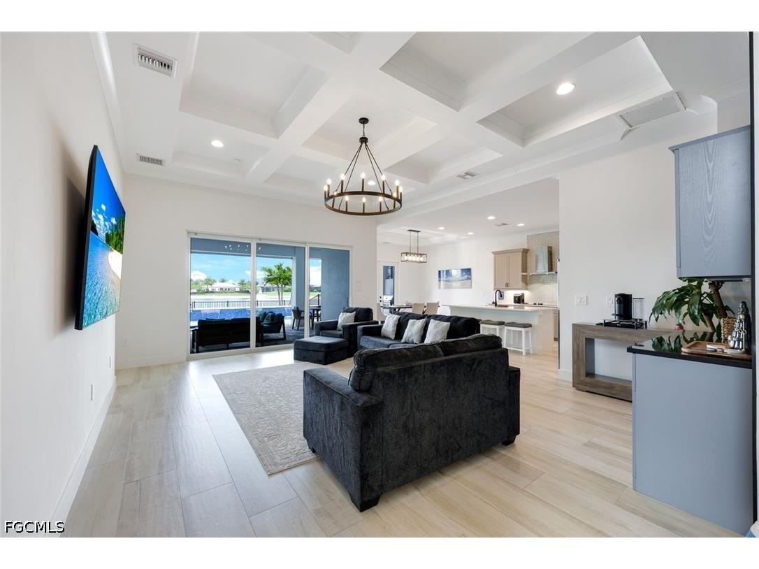 3697 Sapphire Cove Circle Naples FL 34114 2026019304 image6