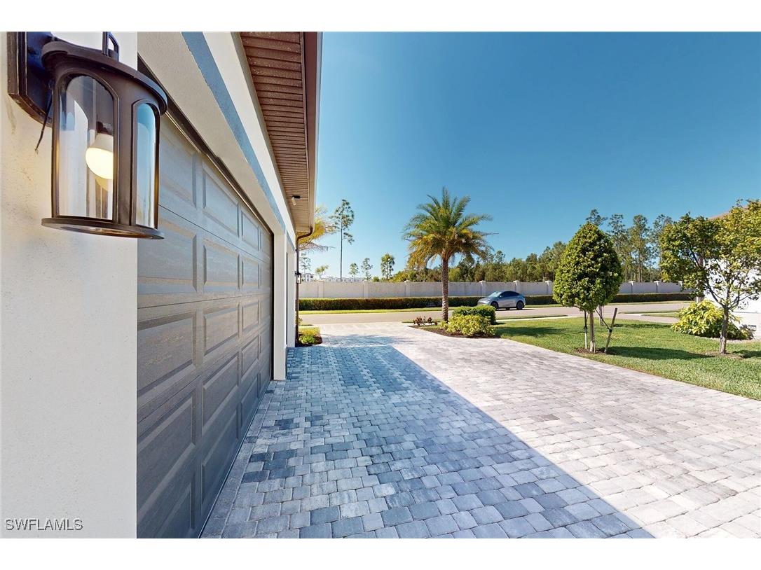 3697 Sapphire Cove Circle Naples FL 34114 225031920 image42