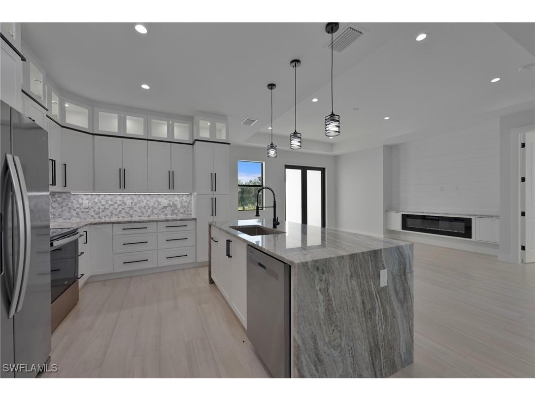 3699 20th Ave Ne Naples FL 34120 225080476 image5