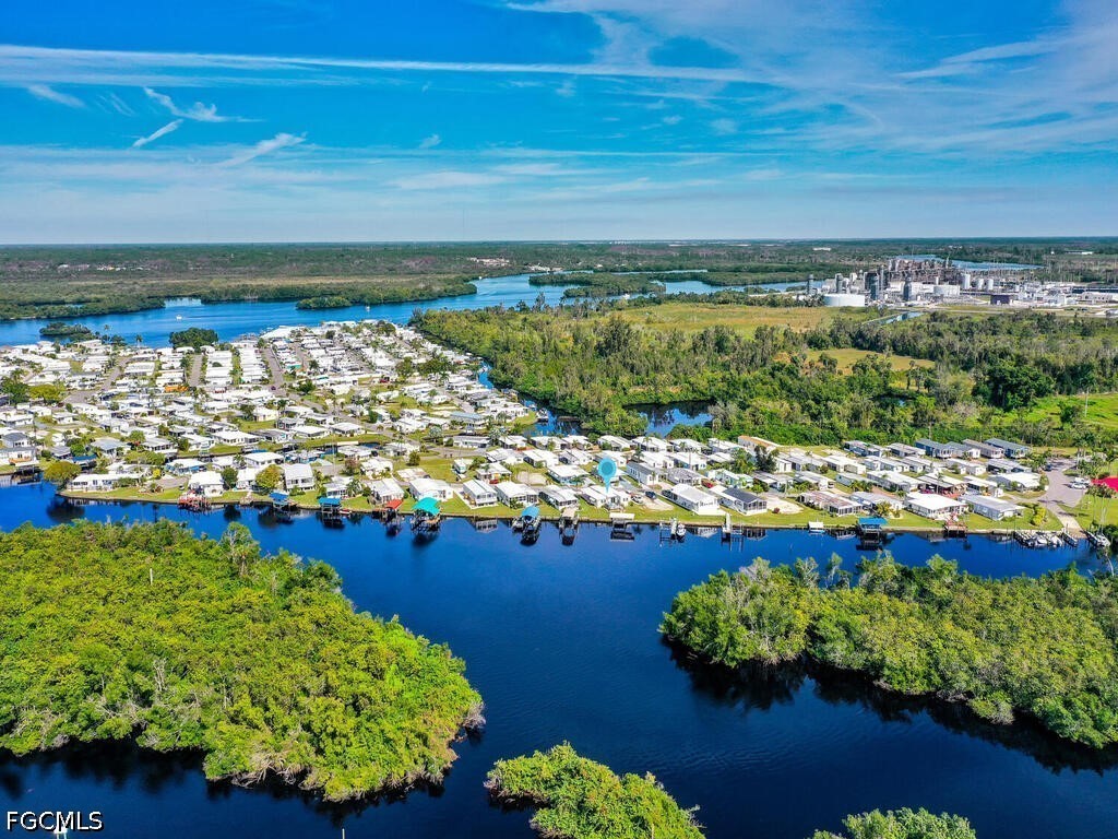 37 Channel Lane Fort Myers FL 33905 2026015709 image27