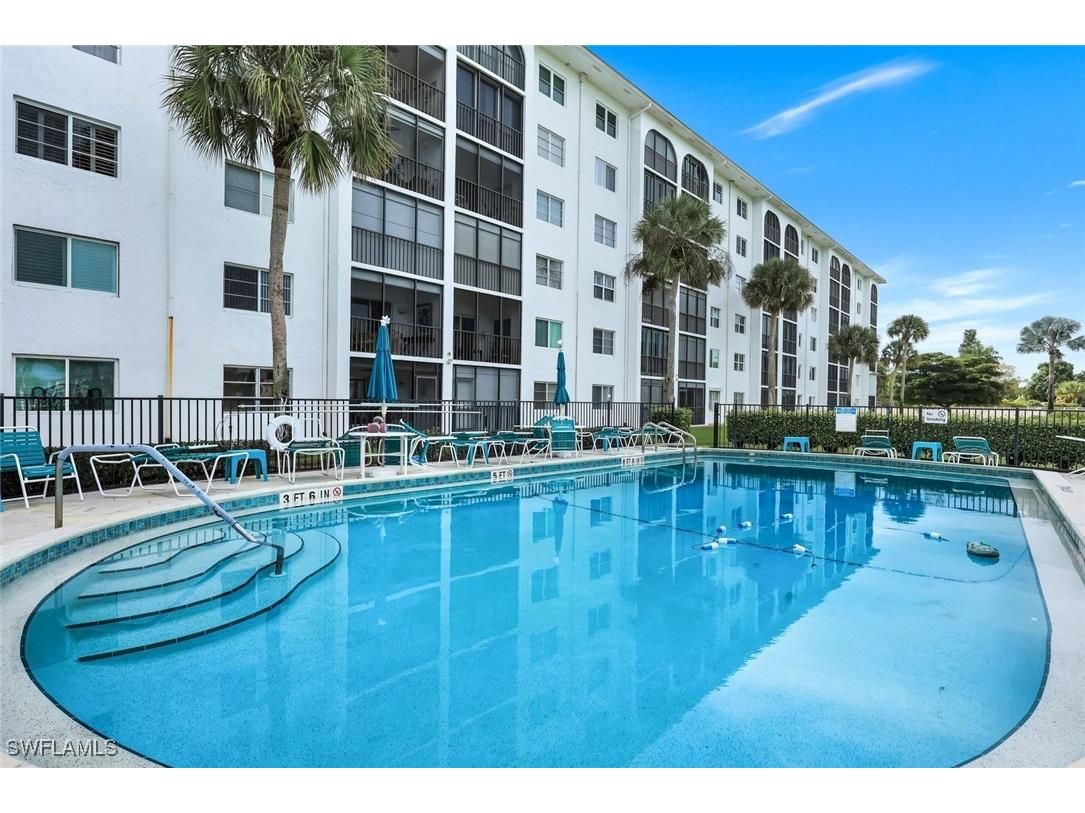 37 High Point Circle E #109 Naples FL 34103 225077392 image20