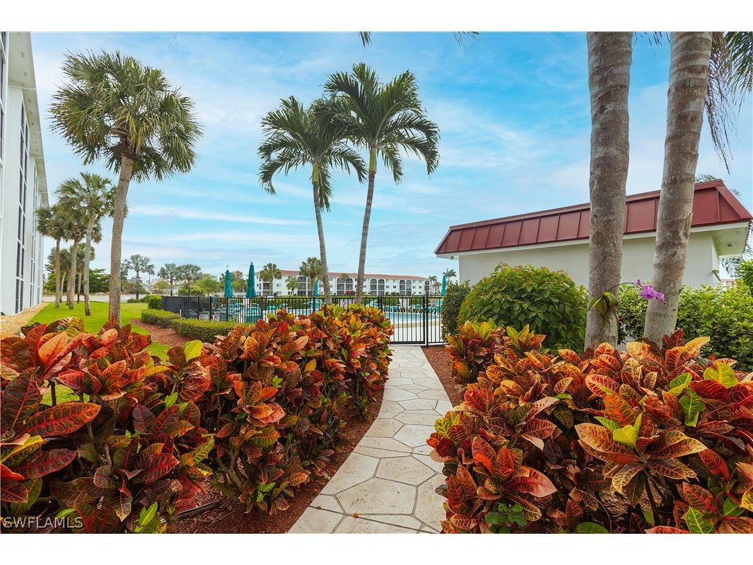 37 High Point Circle E #209 Naples FL 34103 226009260 image14