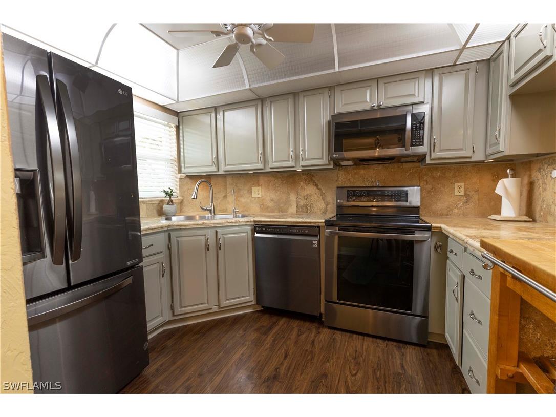 37 High Point Circle E #209 Naples FL 34103 226009260 image7