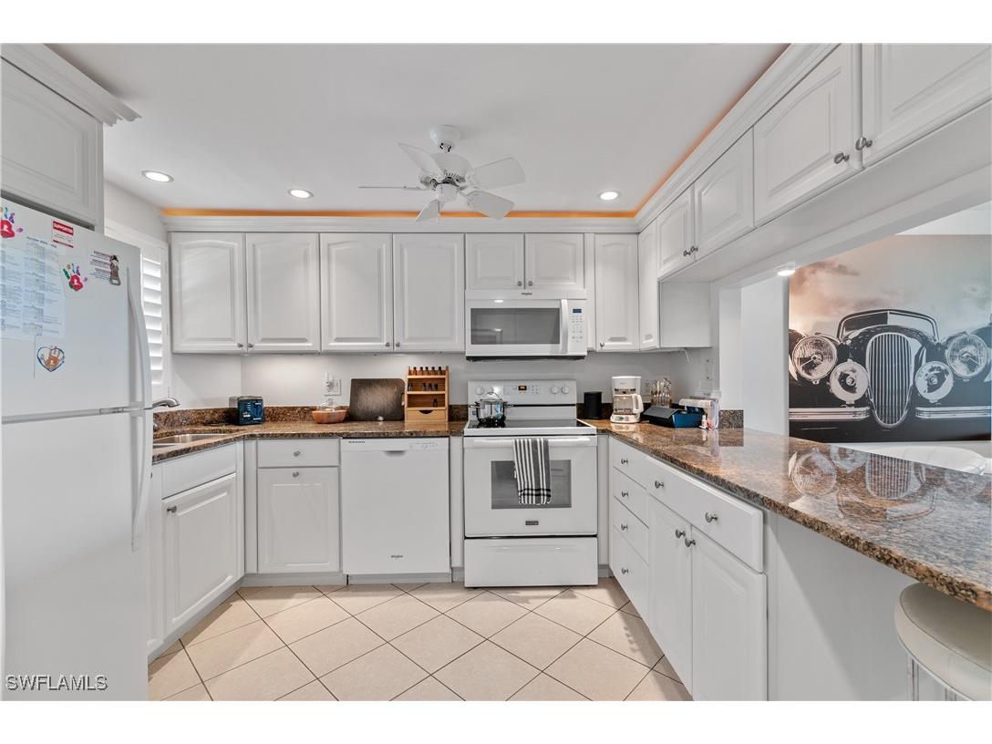 37 High Point Circle E #307 Naples FL 34103 225080751 image6