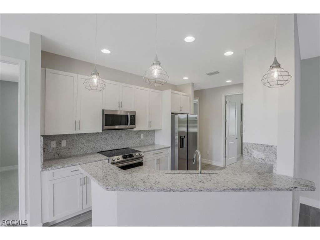 37 SE 23rd Avenue Cape Coral FL 33990 2026009906 image16