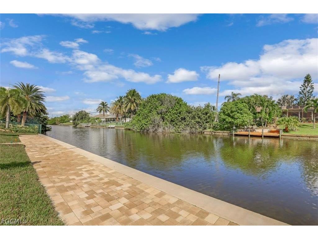 37 SE 23rd Avenue Cape Coral FL 33990 2026009906 image6