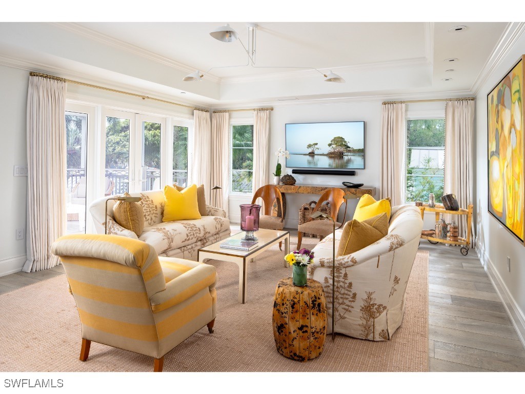 370 11th Avenue S #2 Naples FL 34102 224085157 image1