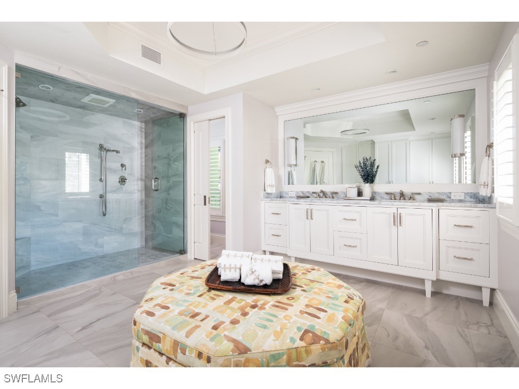 370 11th Avenue S #2 Naples FL 34102 224085157 image8