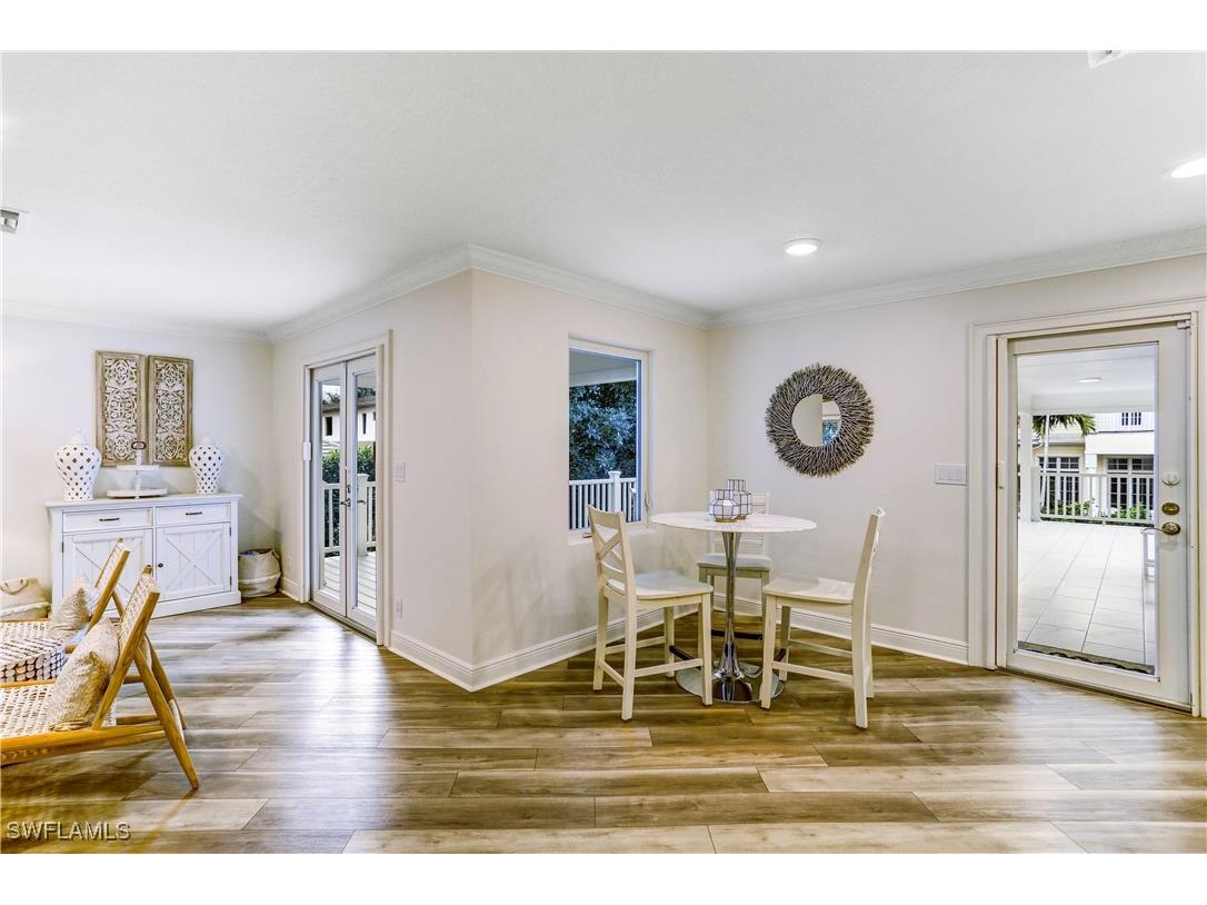 370 6th Avenue S Naples FL 34102 225080735 image12