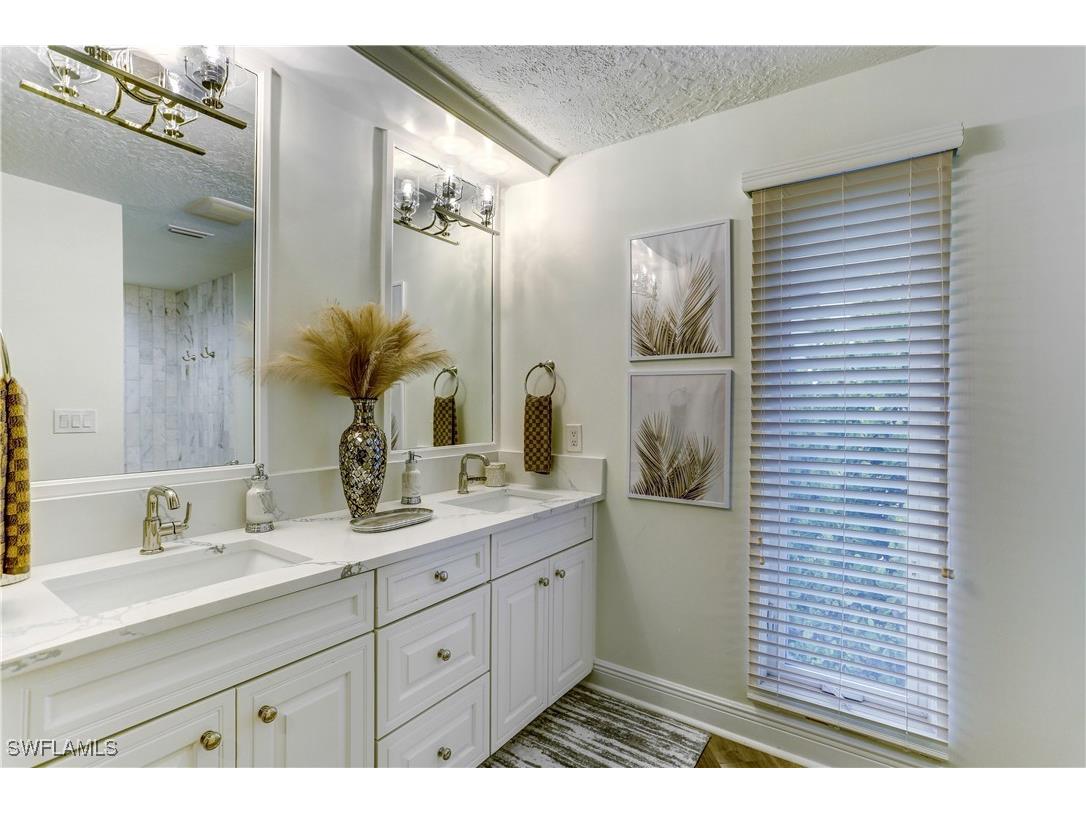 370 6th Avenue S Naples FL 34102 225080735 image19