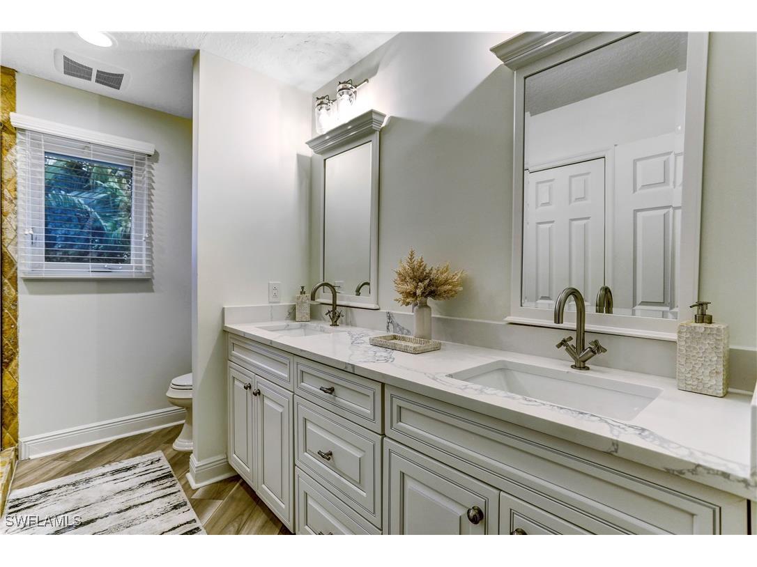 370 6th Avenue S Naples FL 34102 225080735 image27