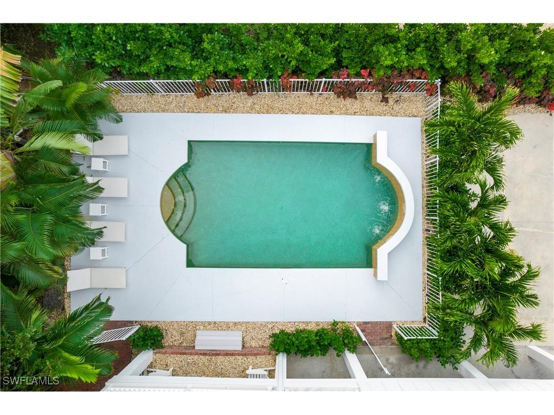 370 6th Avenue S Naples FL 34102 225080735 image32