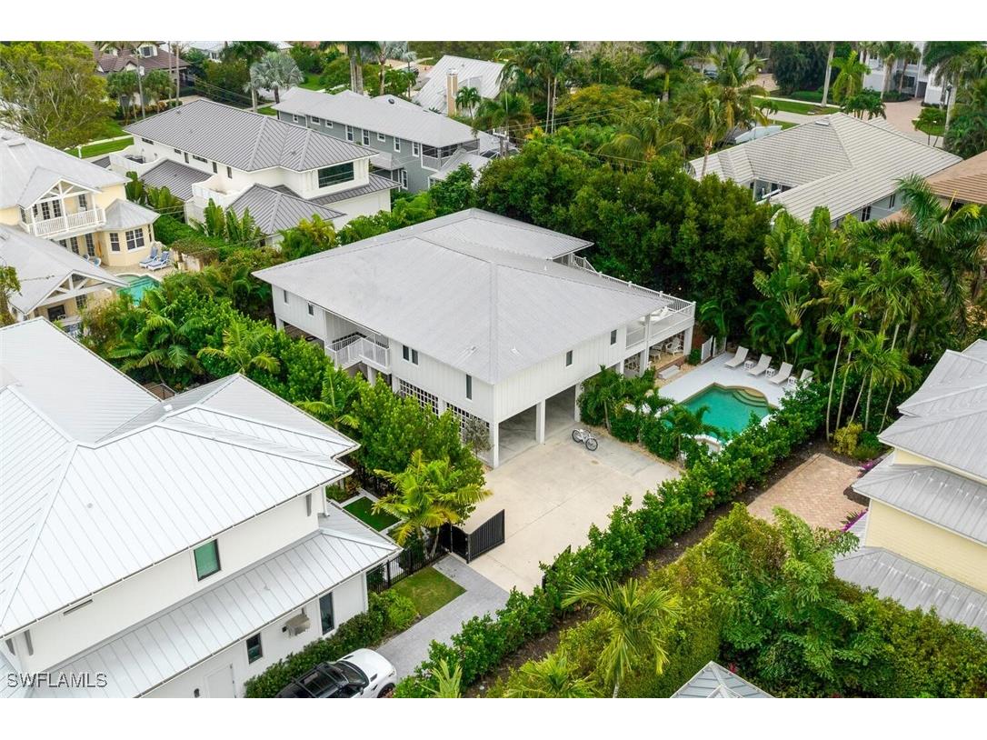 370 6th Avenue S Naples FL 34102 225080735 image43