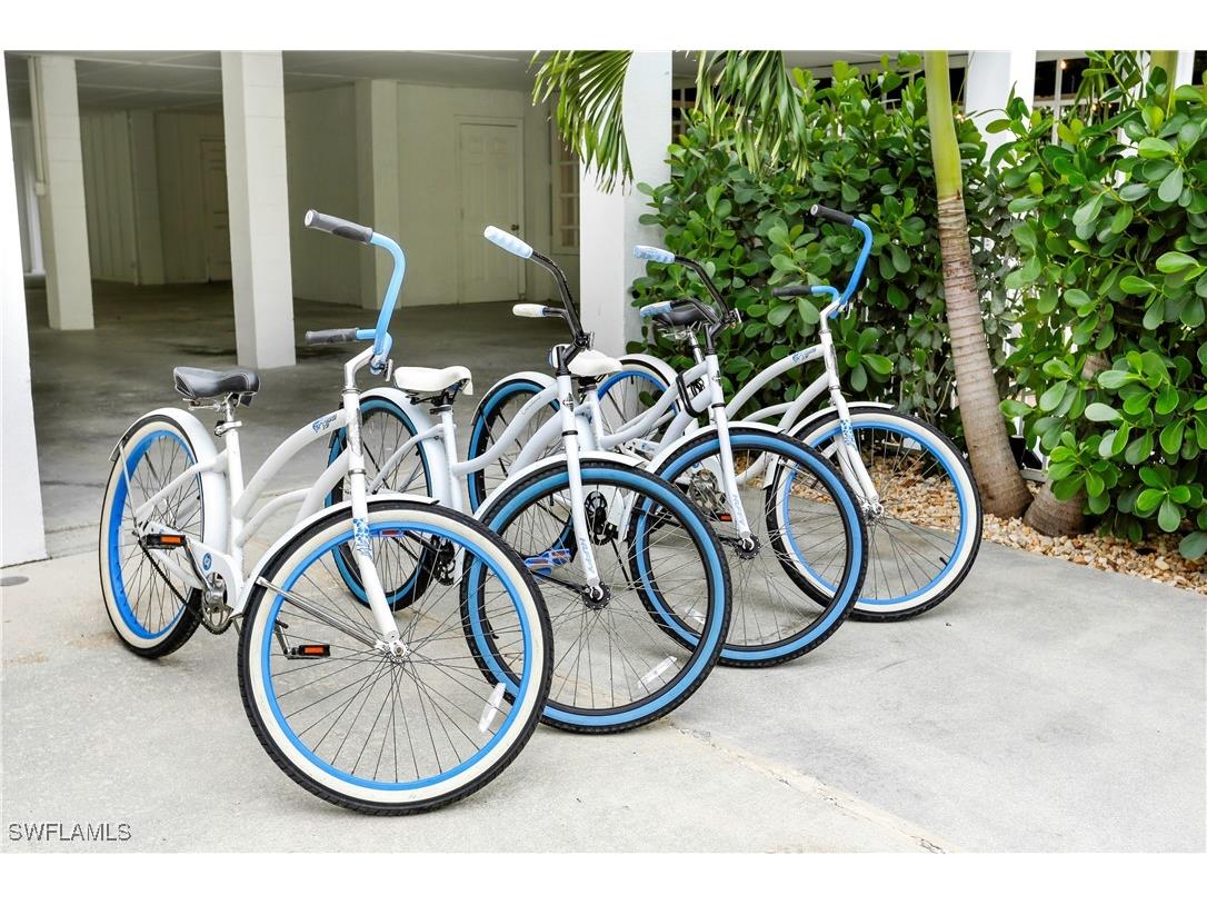 370 6th Avenue S Naples FL 34102 225080735 image48