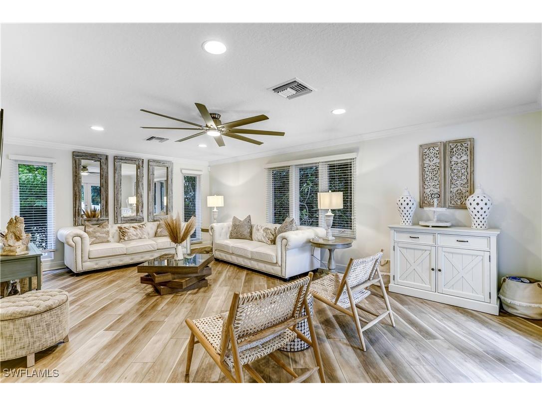 370 6th Avenue S Naples FL 34102 225080735 image6