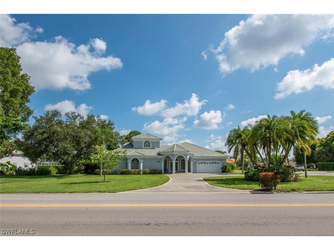 370 Belville Boulevard Naples FL 34104 223063939 image1