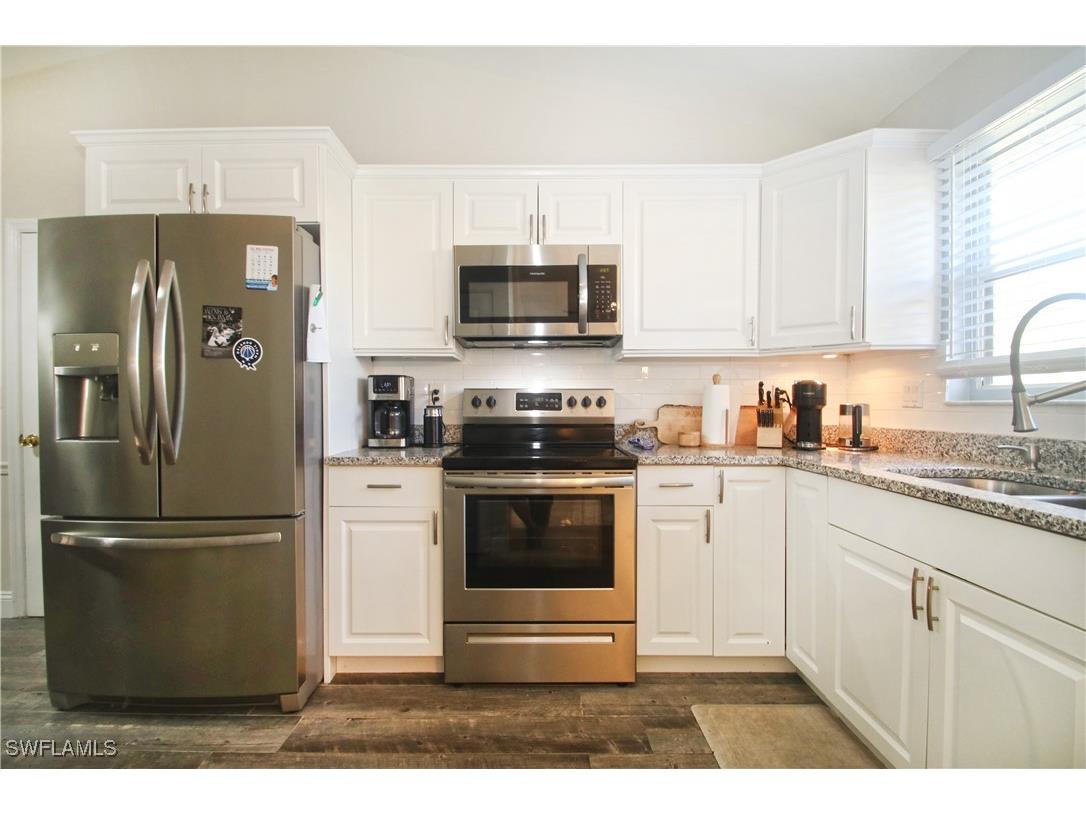 370 Emerald Bay Circle #N8 Naples FL 34110 225080814 image6