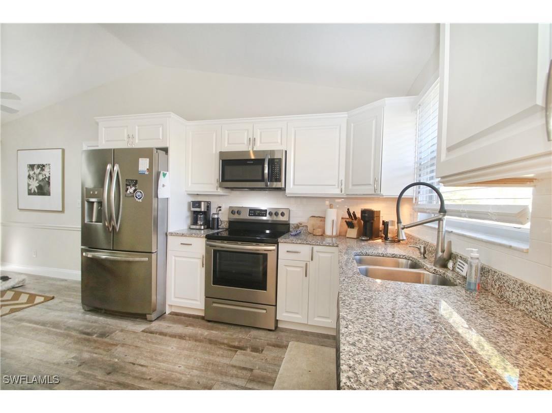 370 Emerald Bay Circle #N8 Naples FL 34110 225080814 image7